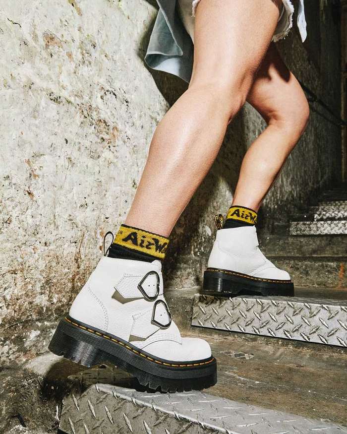 Botas dr best sale martens mujer blancas